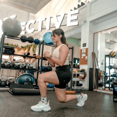 blog_Stay Fit While Traveling with This 30-Minute Full-Body Workout (3)